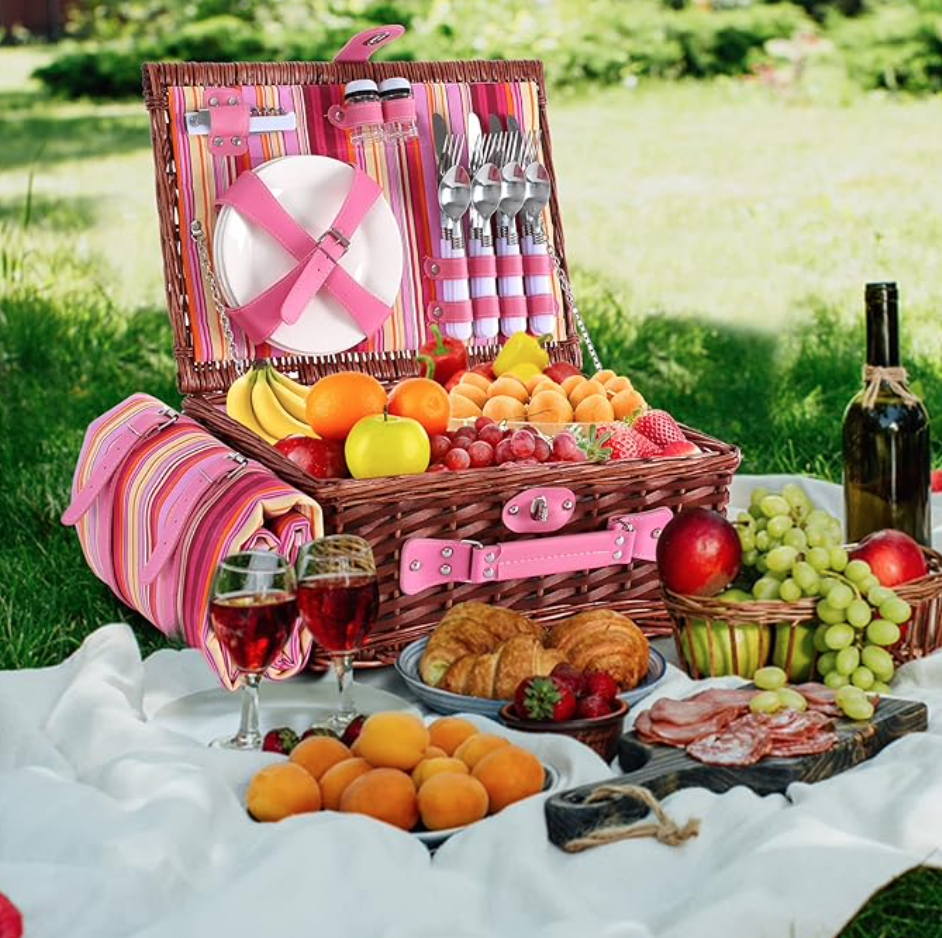 Have a picnic at the park or beach to enjoy your summer life