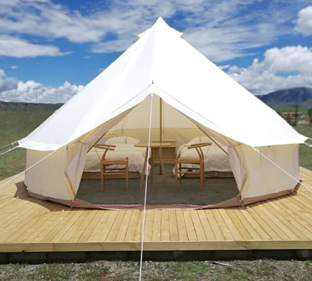 Glamping is best way Romanticize Your Life This Summer 